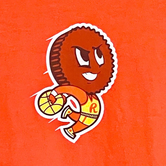 NEW Reese’s U Basketball Orange Promo T Shirt Adult size XL - Picture 7 of 8